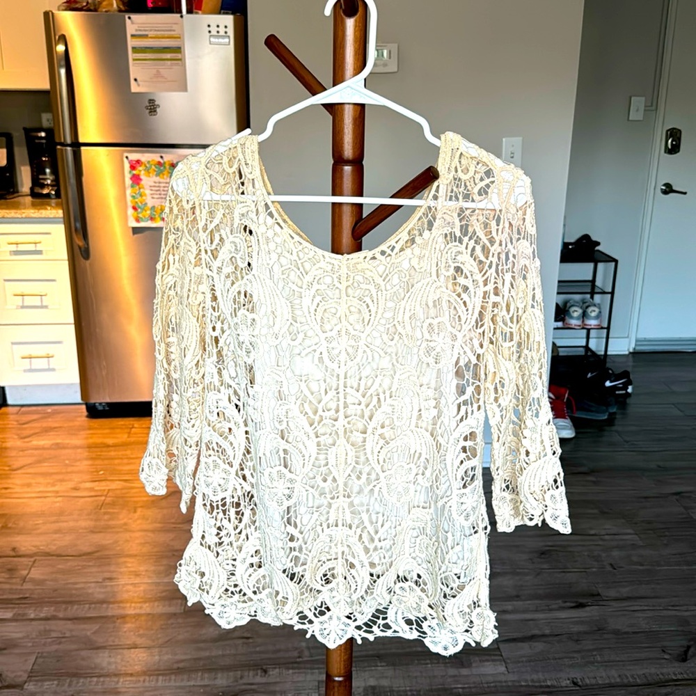 Gorgeous Net top